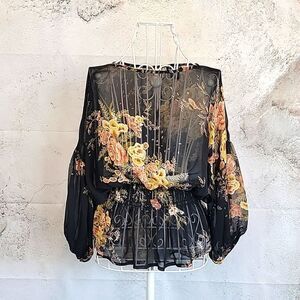 18 Centimeters vintage floral print blouse Women's Size L (runs small)